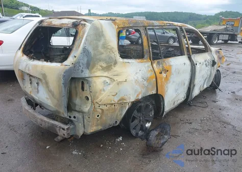 2011 Toyota Highlander Base V6 z USA, uszkodzony, nr VIN 5TDBK3EH6BS058035